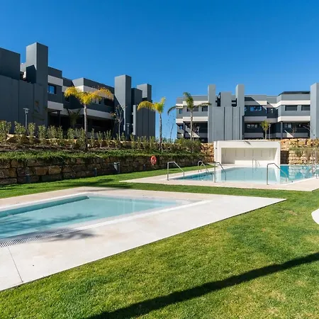 Oasis 325 New Luxury Penthouse With Amazing Sea View And Private Jacuzzi * Εστεπόνα